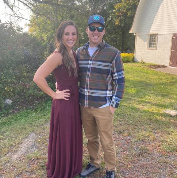 Profile Picture of Haley Stahl (@haleystahl) on Poshmark