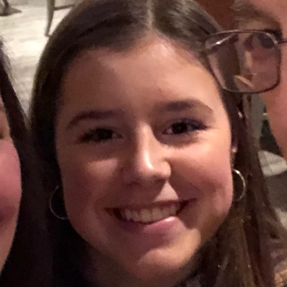 Profile Picture of Kylee Rothmel (@krothmel) on Poshmark