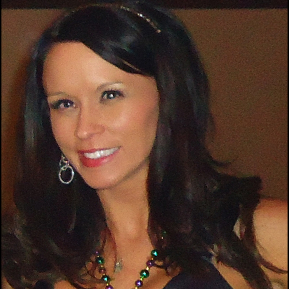 Profile Picture of Amanda Christopher (@ac_) on Poshmark