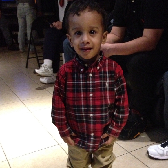 Profile Picture of Claudia Tobias (@tobiacl) on Poshmark