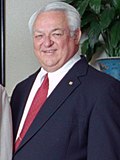 Profile Picture of Frank D. Whiteon Wikipedia