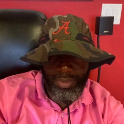 Profile Picture of DeVon Colvin (@ColvinDeVon) on Twitter