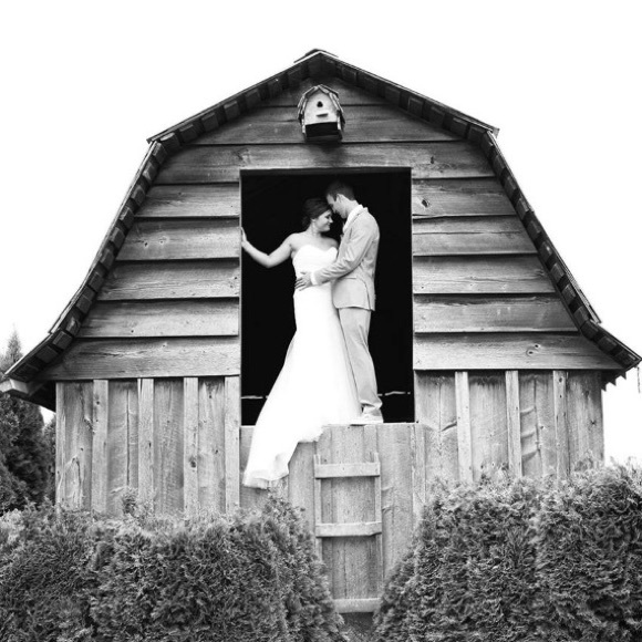 Profile Picture of Amy Haden (@amyahaden) on Poshmark