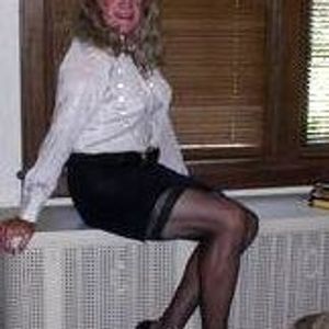 Profile Picture of Holly Crow (@352062986) on Myspace