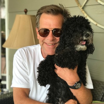 Profile Picture of Michael Wood-Miles (@finemwart) on Twitter