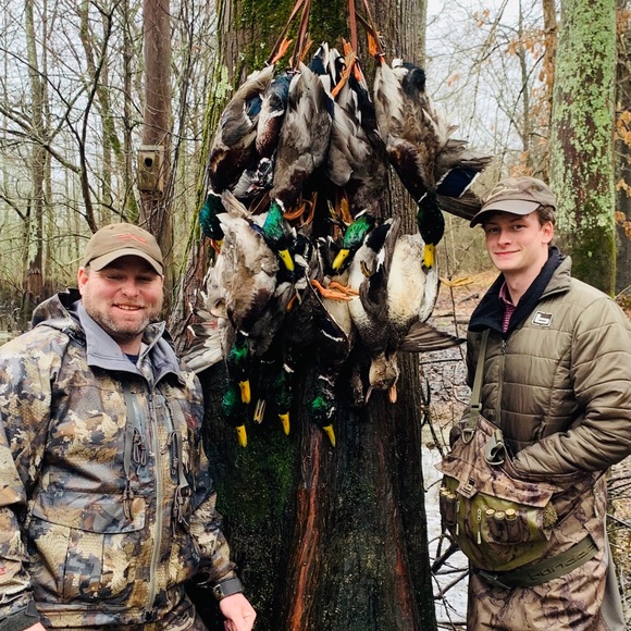 Profile Picture of Zane Worsham (@zworsh5) on Poshmark