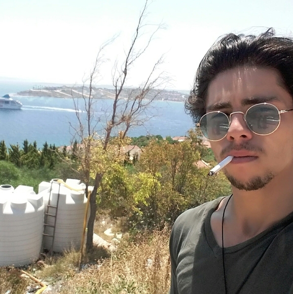 Volkan Semerci - Poshmark Profile Picture of Volkan Semerci (@veli_semerci) on Poshmark