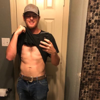 Profile Picture of Hunter Maynard (@Hands0nMaynard) on Twitter