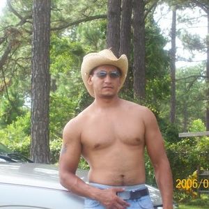 Profile Picture of Cristian Alejandro Gaona (@306655644) on Myspace