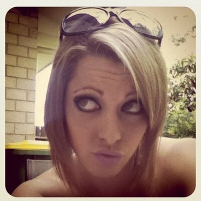 Profile Picture of Heidi Clements (@hannahay88) on Twitter