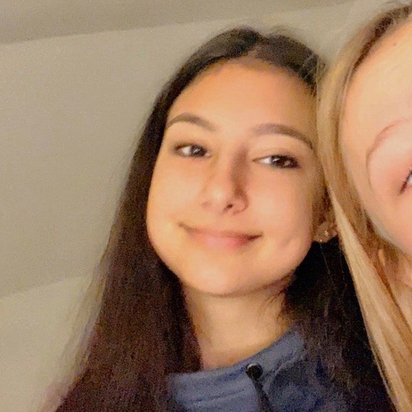 Profile Picture of Sameerah A (@sameerah_a) on Poshmark