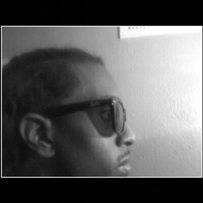 Profile Picture of Garonn Lenoir (@MikeLarry26) on Twitter