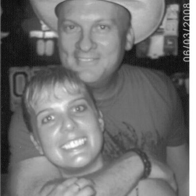 Hollie Jo Robins - Twitter Profile Picture of Hollie Jo Robins (@chevygurl24) on Twitter