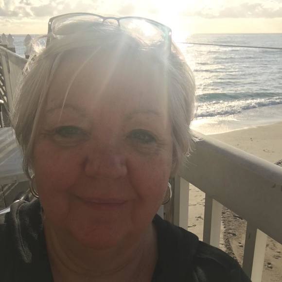 Profile Picture of Deb Chemaly (@debchem) on Poshmark