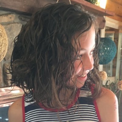 Profile Picture of Carly Bradshaw (@CarlyBradshaw15) on Twitter