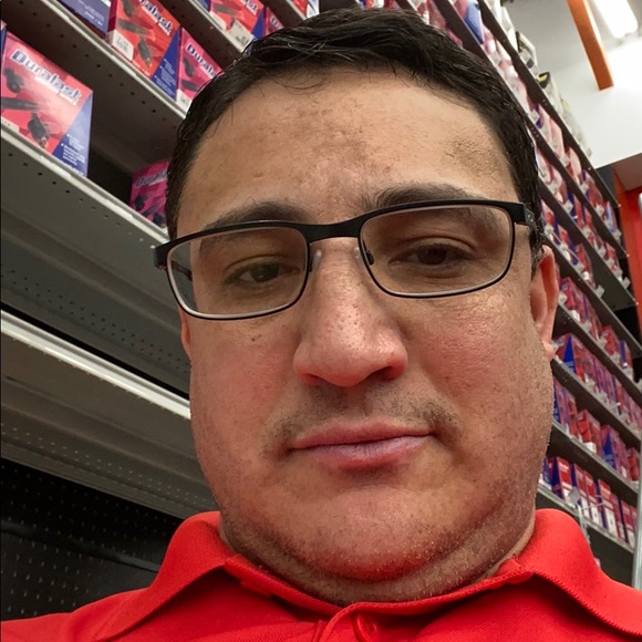 Profile Picture of Jerry Manley (@jlmanley) on Poshmark