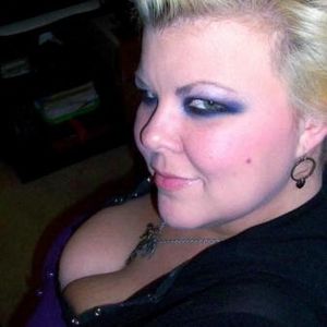 Profile Picture of Amber Meyer (@shimmeringshadoe) on Myspace