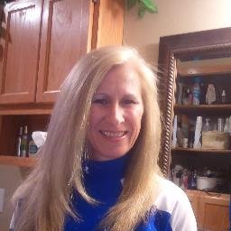 Profile Picture of Linda Grubbs (@lrosie0613) on Twitter