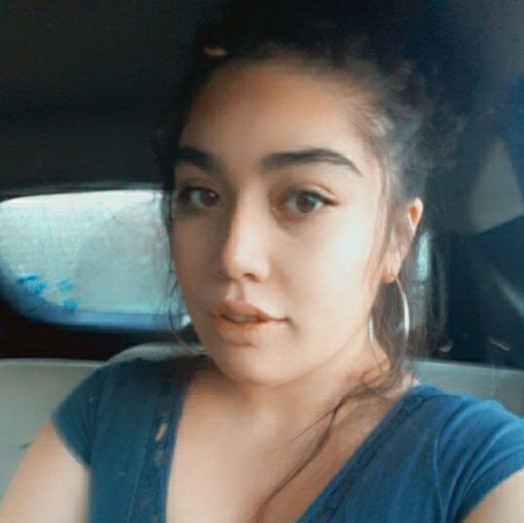 Profile Picture of Josephine Ferrer (@jojogirl99) on Poshmark