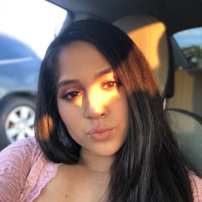 Profile Picture of Ana Solis (@_anasolis3) on Twitter