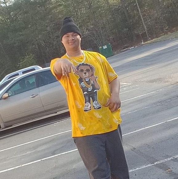 Profile Picture of Brian Ferguson (@brianferguso262) on Poshmark