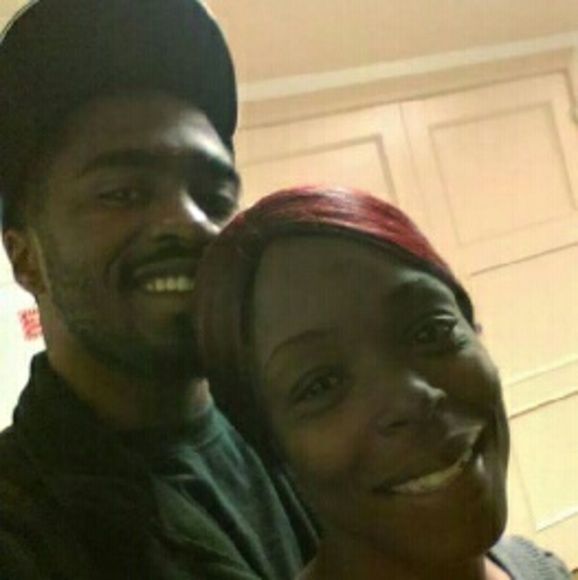 Profile Picture of Sharika Davis (@shantelldavis) on Poshmark