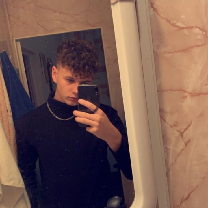 Profile Picture of Adam Glaser (@@adamglaser1) on Tiktok