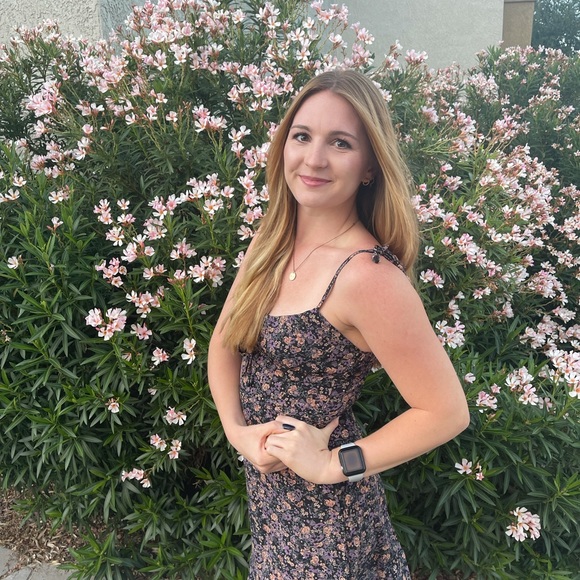 Profile Picture of Jordan Devorak (@jedevorak) on Poshmark