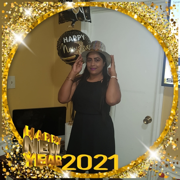 Profile Picture of Rose Mohabeer (@rosemohabeer) on Poshmark