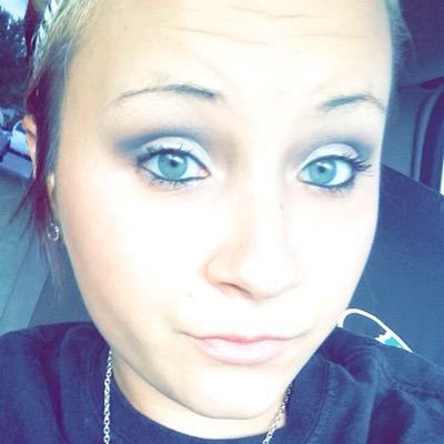 Profile Picture of Raechelle Wilson (@EilsonRaechelle) on Twitter