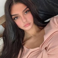 Profile Picture of Lily Roberts  (@lily-roberts-205) on Quora