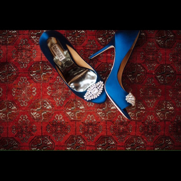 Profile Picture of Erin Velander (@mrsvelander) on Poshmark