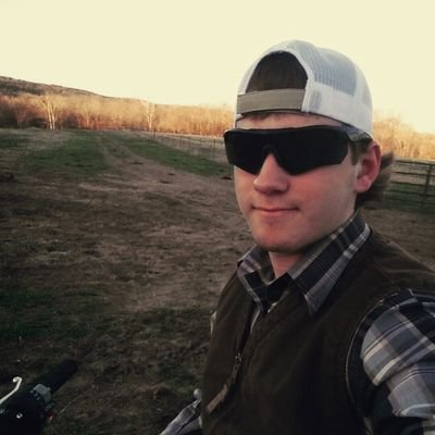 Profile Picture of Garrett Stanfield (@leroy2313) on Twitter