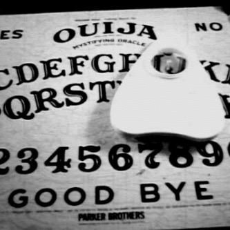 Profile Picture of Eloise Head (@eloisedhead) on Twitter