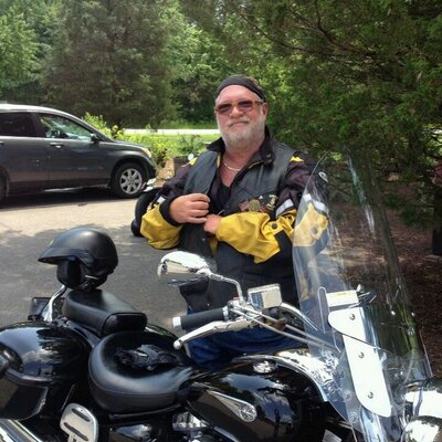 Profile Picture of Tony Cammarota (@TonyWaprayer) on Twitter