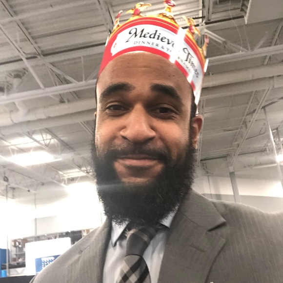 Profile Picture of Christian Lassiter (@cblassiter) on Poshmark