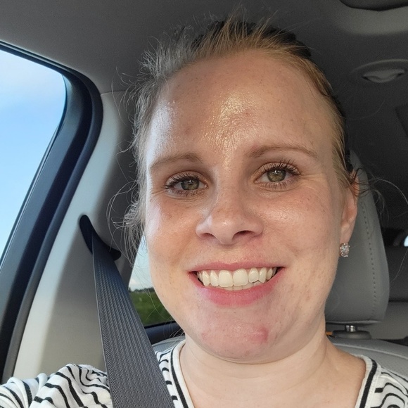 Profile Picture of Kristen Darbonne (@kdarbonne15051) on Poshmark