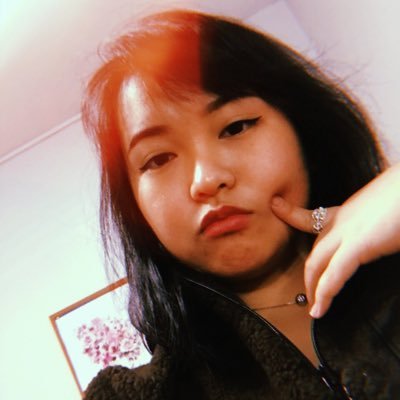 Profile Picture of Denise (@siednee) on Twitter