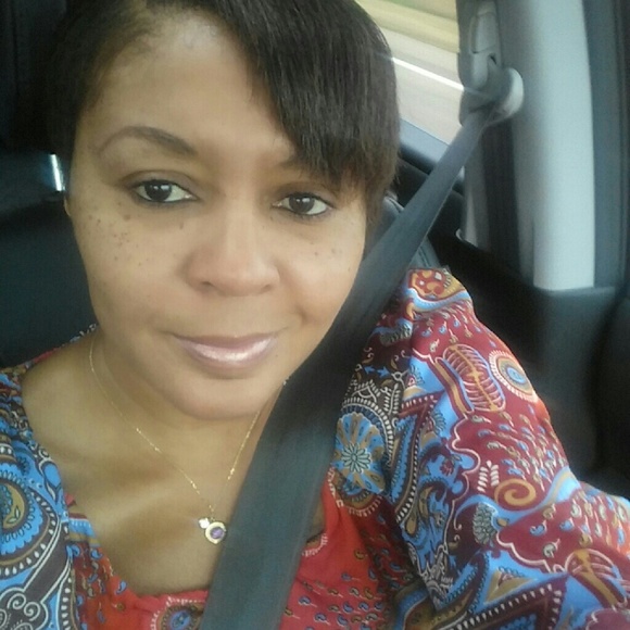 Profile Picture of Corando Malone (@antaivan123) on Poshmark