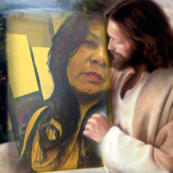 Profile Picture of Carmen Dilone (@carmendilone) on Poshmark