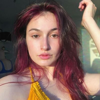 Profile Picture of Amber Bray (@amberbray_) on Twitter