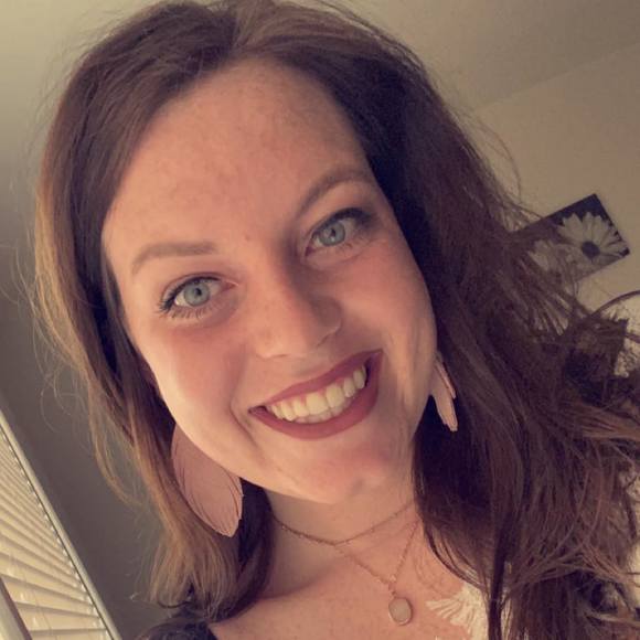 Profile Picture of Haley Summers (@haleysummers954) on Poshmark