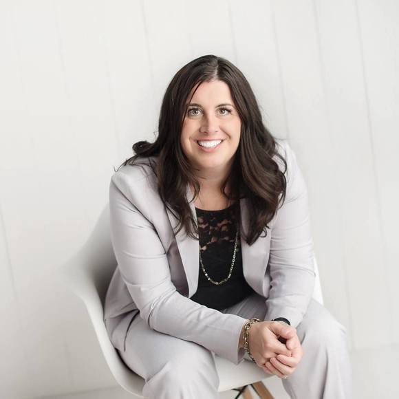 Profile Picture of Tracey Hernly (@thernly) on Poshmark