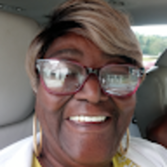 Profile Picture of Fannie Millsap (@fanniemillsap) on Poshmark