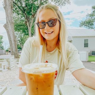 Profile Picture of Mackenzie Madison Franzel (@mackenzie.franzel) on Facebook