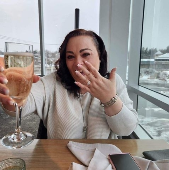 Profile Picture of Gillian Scott (@gmscott80) on Poshmark
