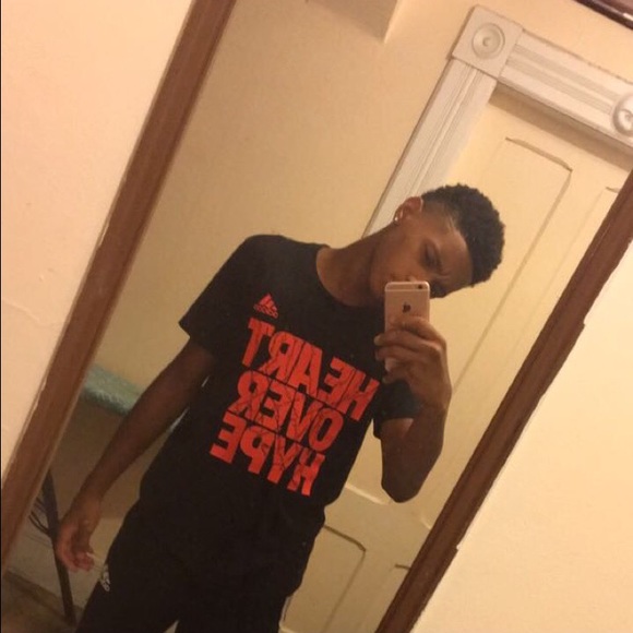 Profile Picture of Tamil Tate (@milmilman413) on Poshmark