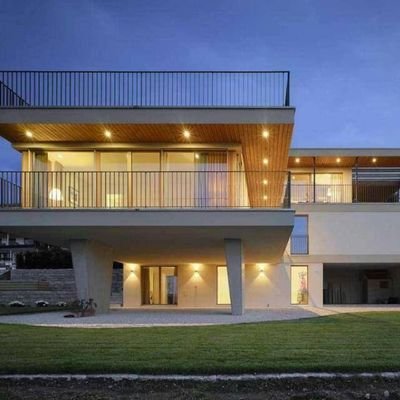 Profile Picture of Kate Mclain (@Koketso01551790) on Twitter