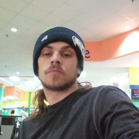 Profile Picture of Matthew Brent (@matthew_brent) on Poshmark