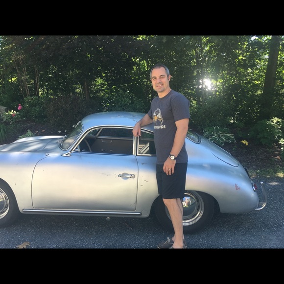 Profile Picture of Joe Giacalone (@jjgiacalone) on Poshmark